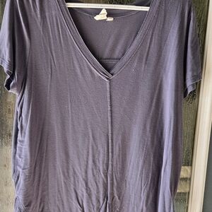 Women's V-Neck Short Sleeve Top - Purple
